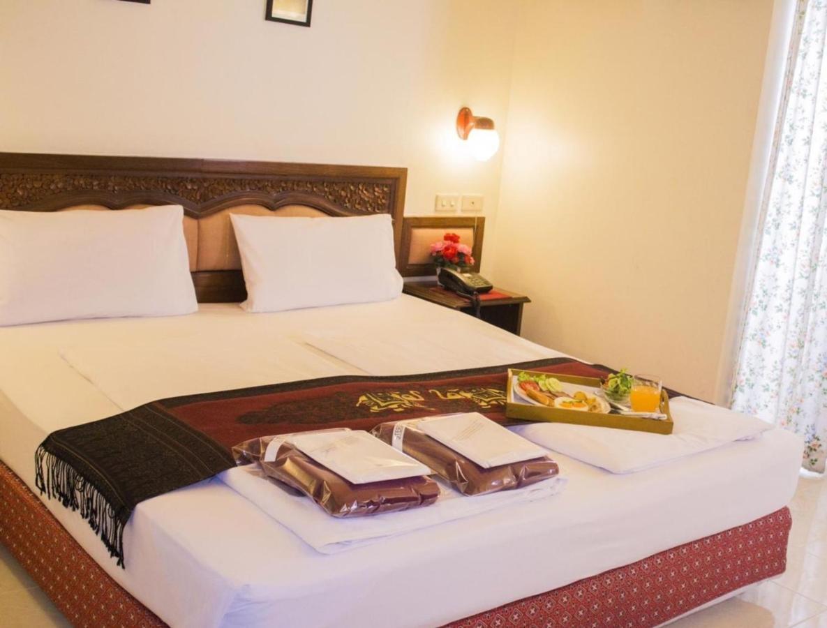 People Place Classic Hotel Sha Extra Plus Чиангмай Экстерьер фото