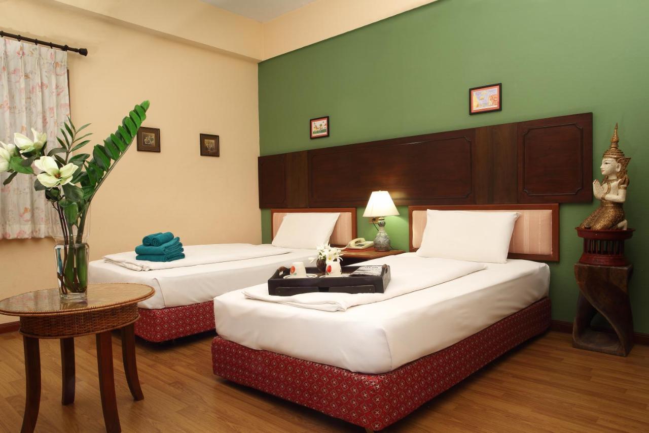 People Place Classic Hotel Sha Extra Plus Чиангмай Экстерьер фото