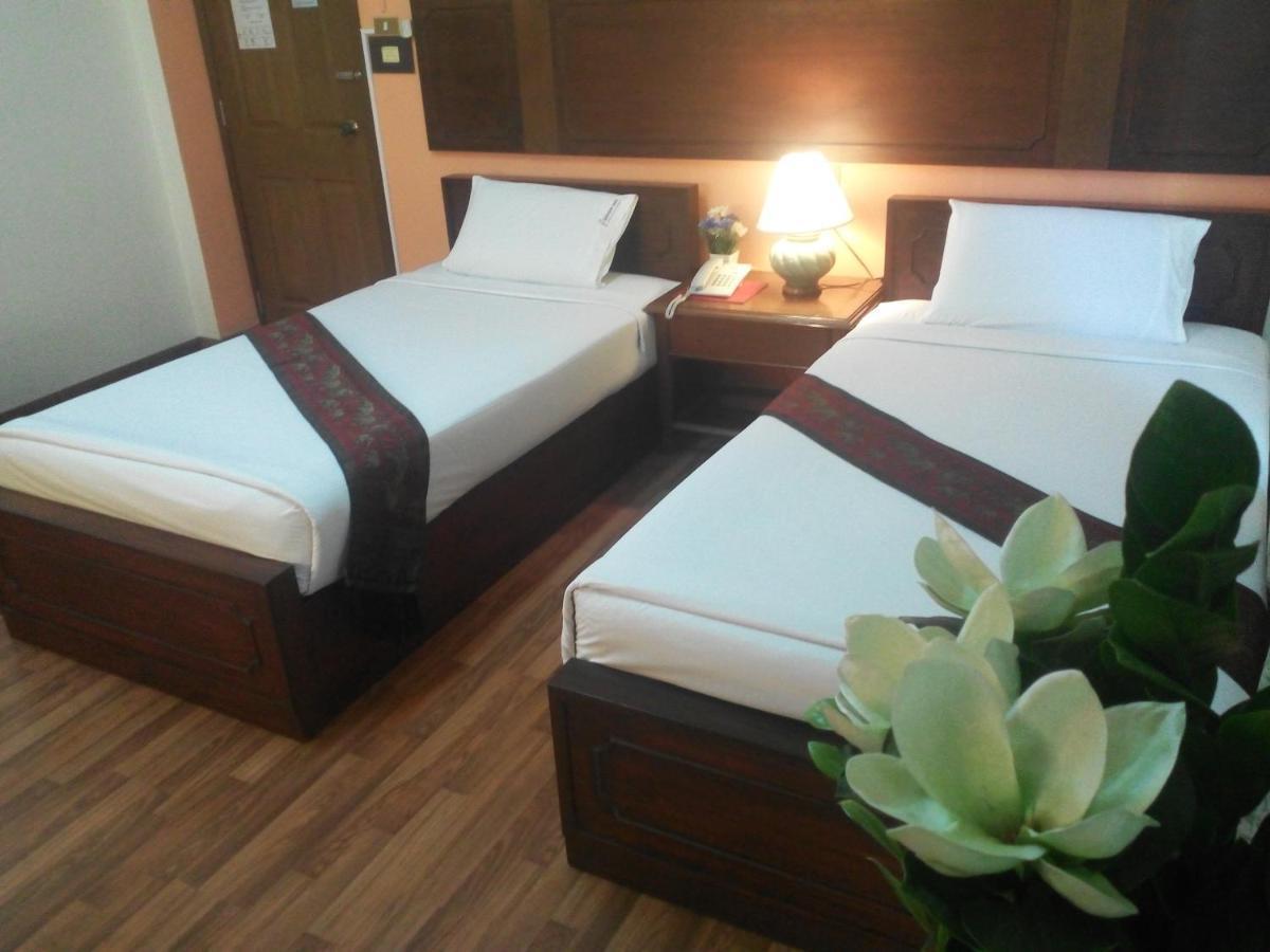 People Place Classic Hotel Sha Extra Plus Чиангмай Экстерьер фото