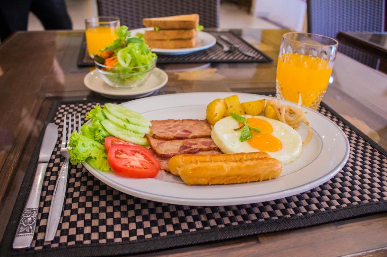 People Place Classic Hotel Sha Extra Plus Чиангмай Экстерьер фото